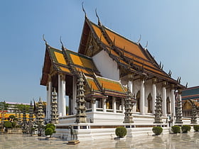 wat suthat bangkok